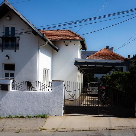 Sweet Home Valjevo Luaran gambar